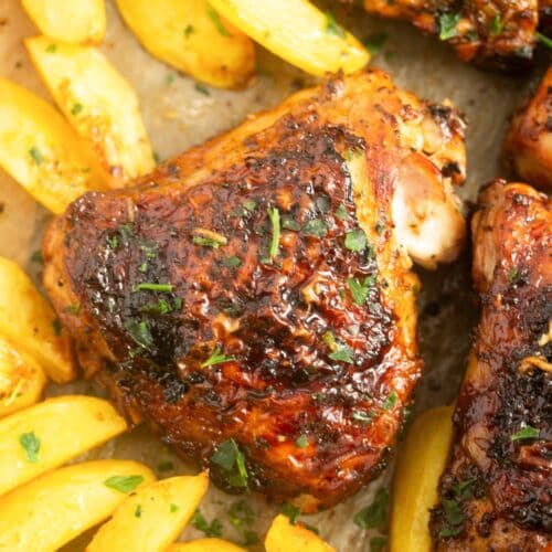 Cast Iron Skillet Chicken Drumsticks (Chicken Legs)