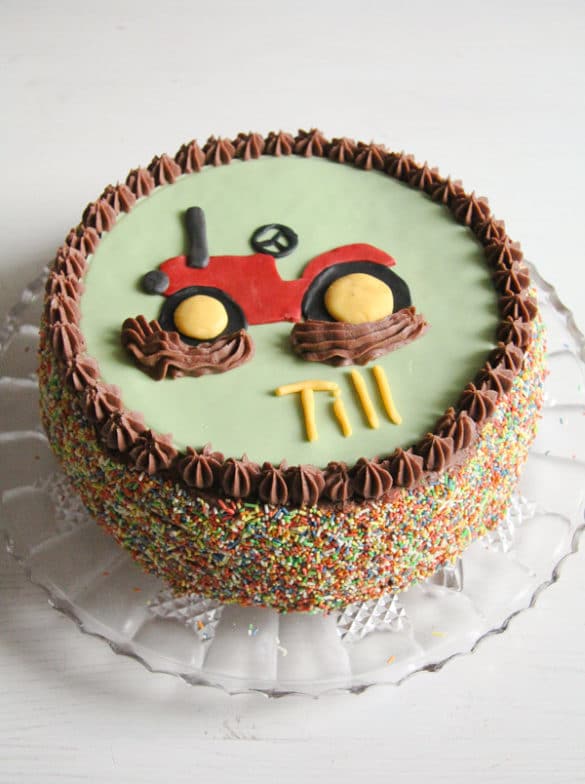 How To Fill A Fondant Cake Where Is My Spoon