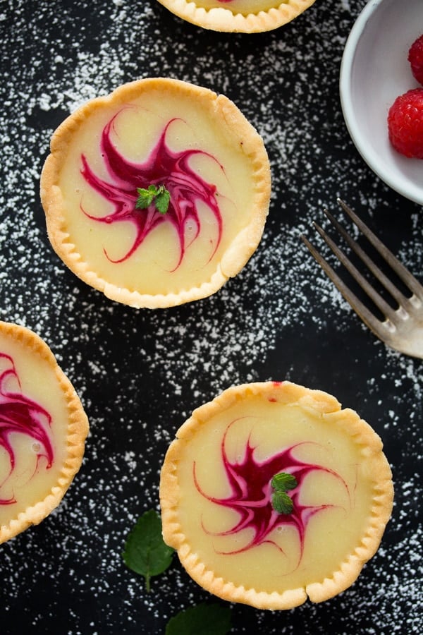 raspberry tarts with white chocolate