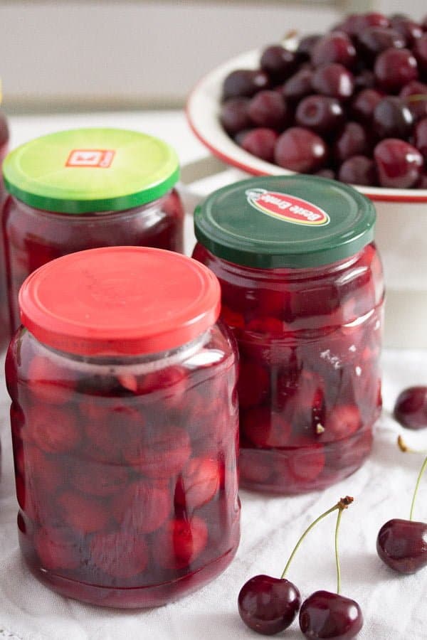 how to preserve cherries in a jar