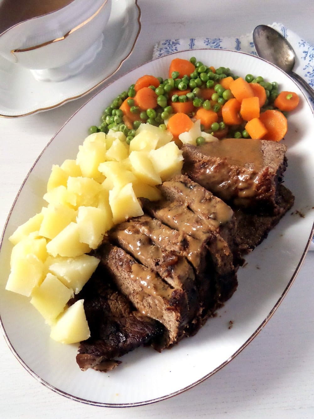 Dutch Oven Roast Beef (with Balsamic Vinegar)