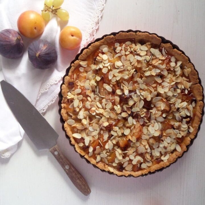 orchard pie with mixed fruit and almond topping