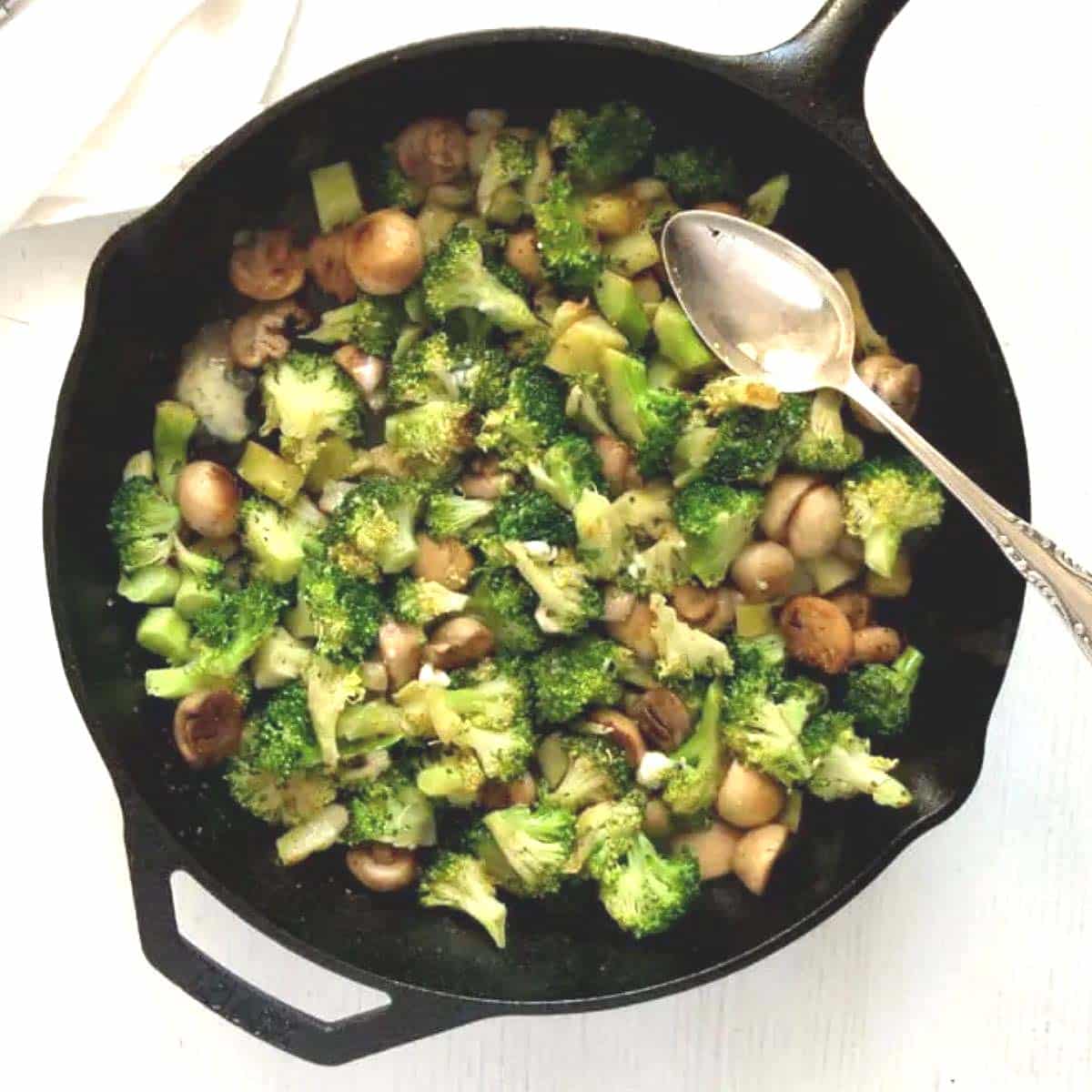 Broccoli and Mushrooms with Blue Cheese