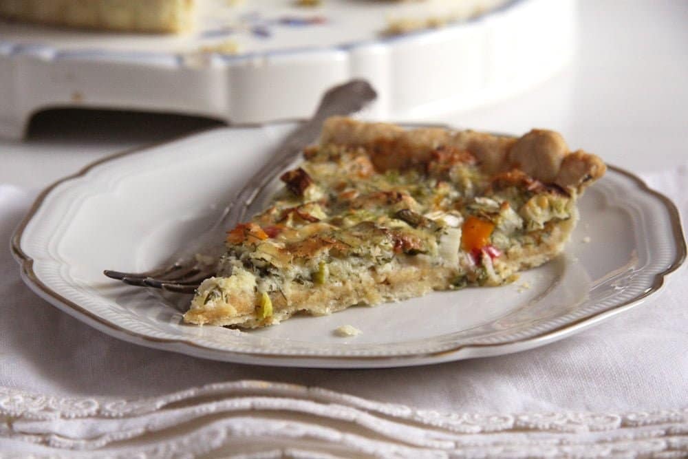 easy quiche with cheese and spring onions