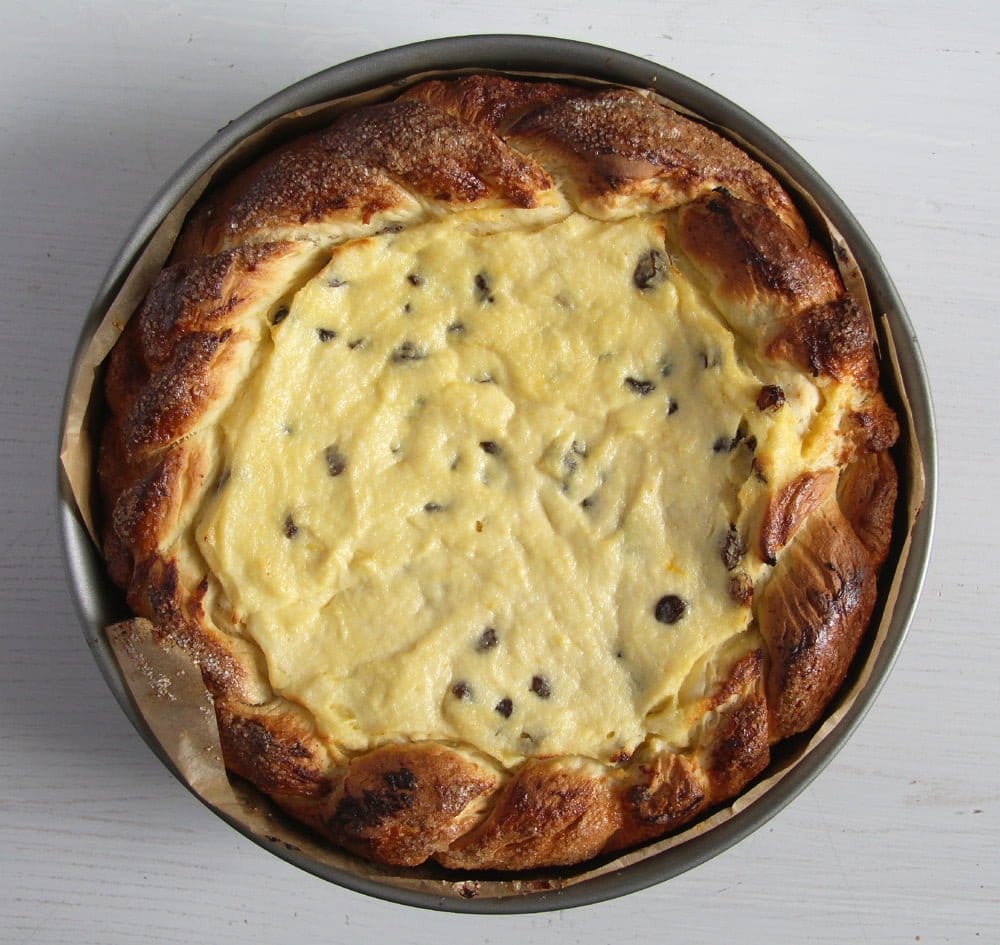 Romanian Pasca, Sweet Cottage Cheese Filled Easter Bread - ChainBaker