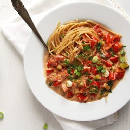 Green Onion Pasta Sauce (with Cream Cheese and Peppers)