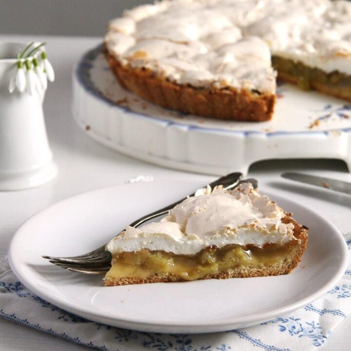 Rhubarb Meringue Pie