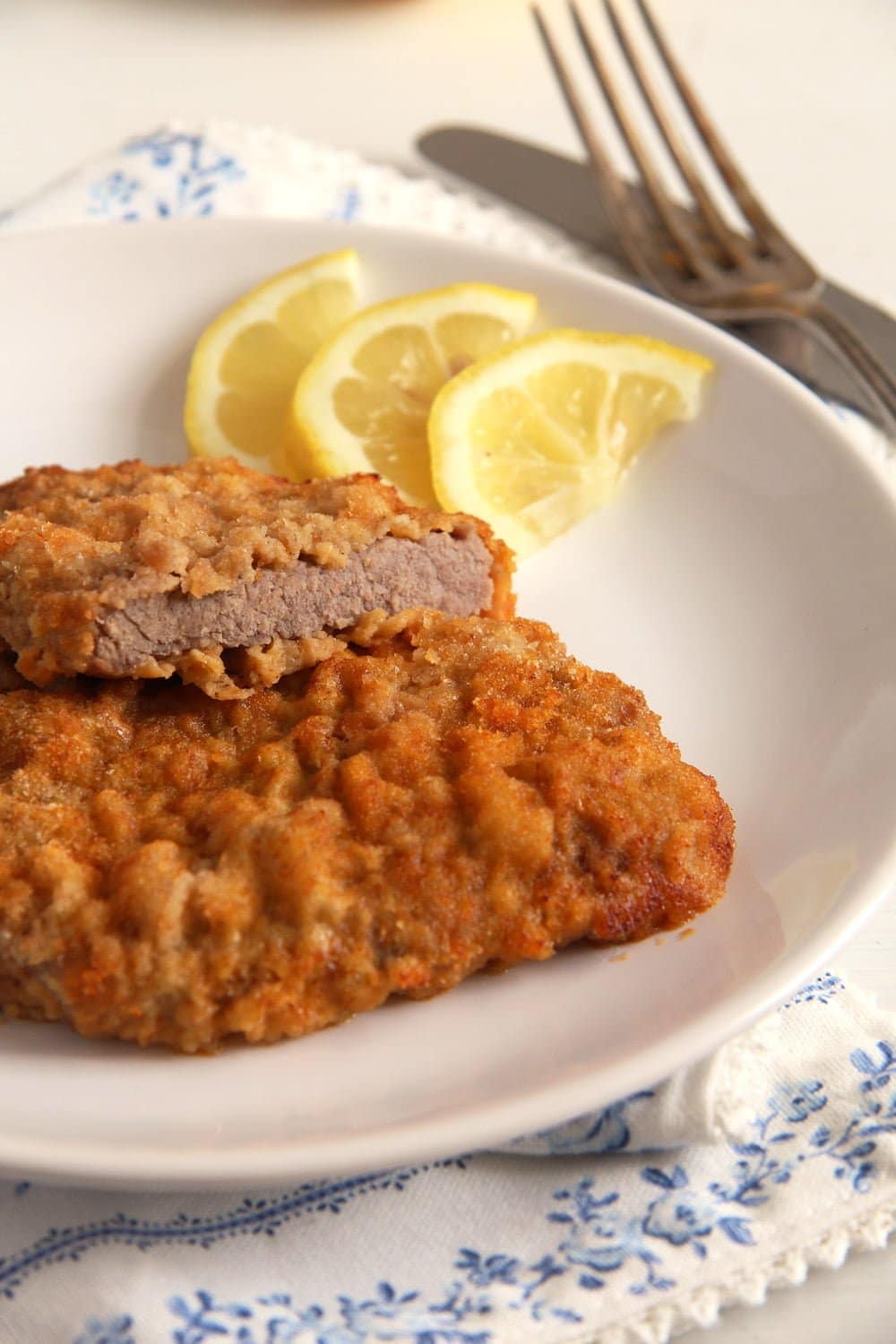 Wiener Schnitzel - Austrian Veal Schnitzel - Where Is My Spoon