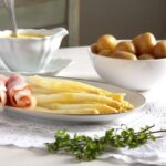 asparagus-hollandaise-ham asparagus hollandaise ham 150x150 White Asparagus with Sauce Hollandaise and Ham German Recipe