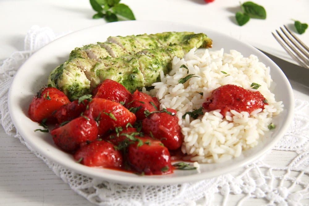 Chicken with Strawberry Chutney