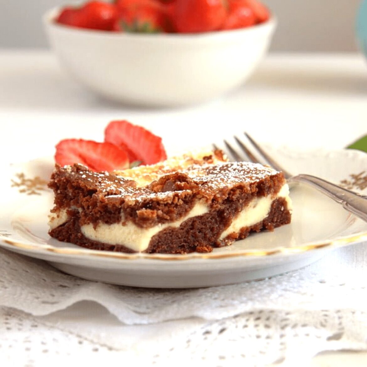 Philadelphia Cream Cheese Brownies (Cheesecake Marbled Brownies)