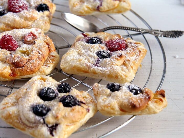 Salmon Fish Stock (with Heads and Bones) Where Is My Spoon