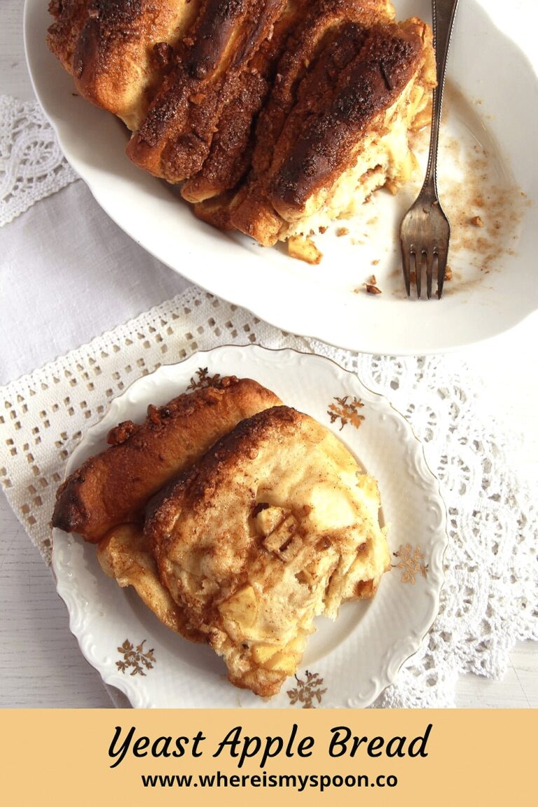 Yeast Apple Bread with Cinnamon (PullApart Bread)
