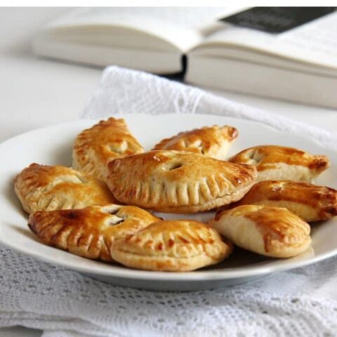 Pumpkin Pasties Recipe (Harry Potter inspired) - Where Is My Spoon