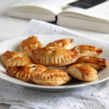 harry potter's pumpkin pasties on a plate with a fork.