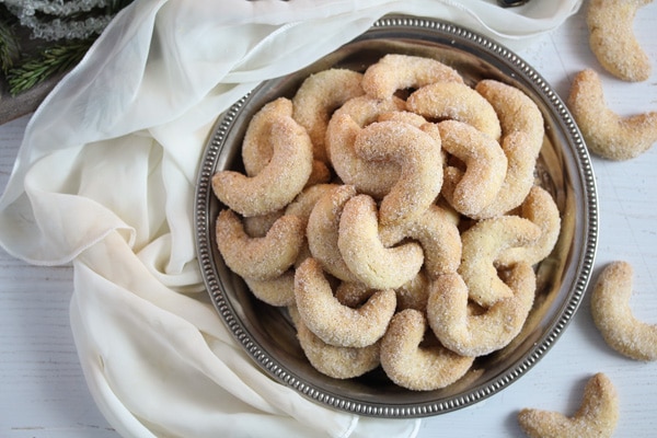 Vanillekipferl Recipe – Vanilla Crescent Cookies