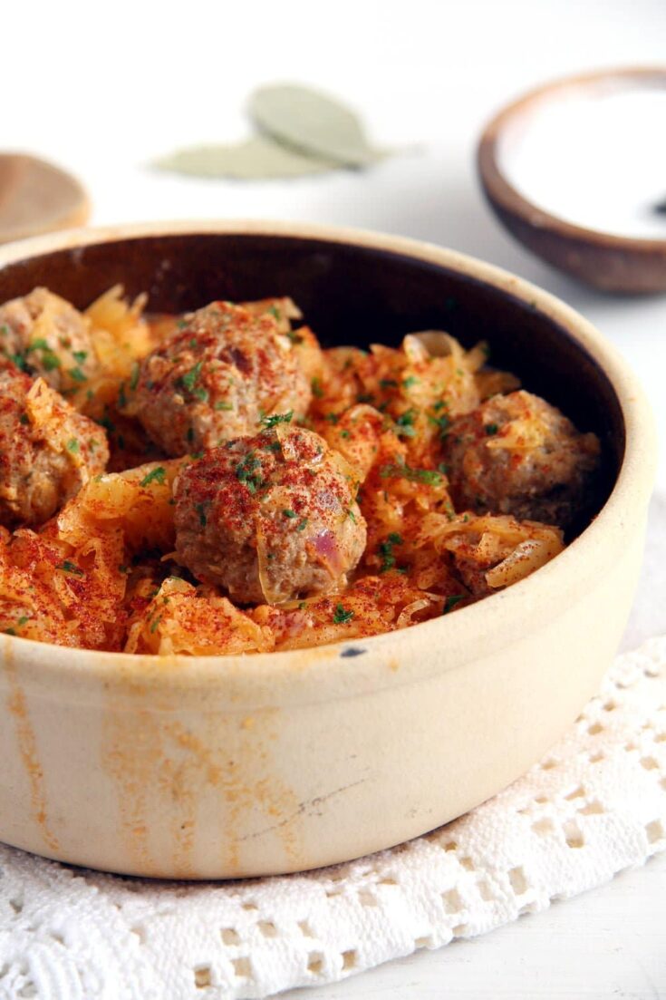 German Sauerkraut Meatballs (Sauerkraut Recipe with Meat)