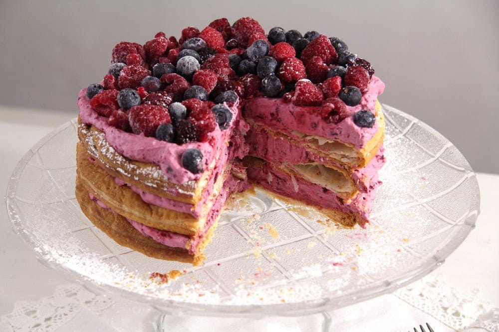 Berry Puff Pastry Cake