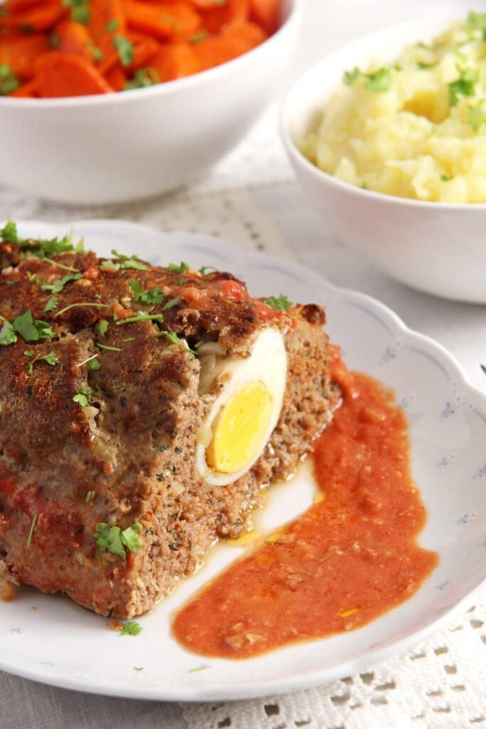 Easy Meatloaf with Eggs