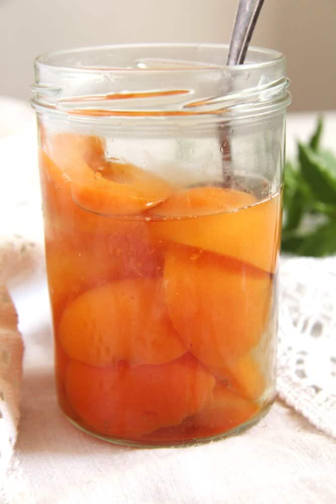 How to Preserve Apricots in Jars - Low-Sugar