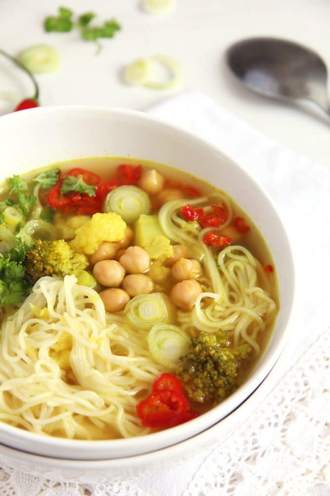 Turmeric Paste Soup with Noodles and Vegetables