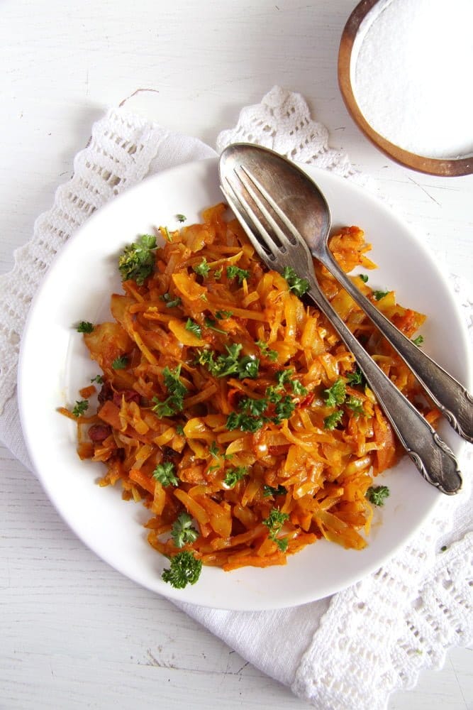 cabbage stew with turmeric and spices