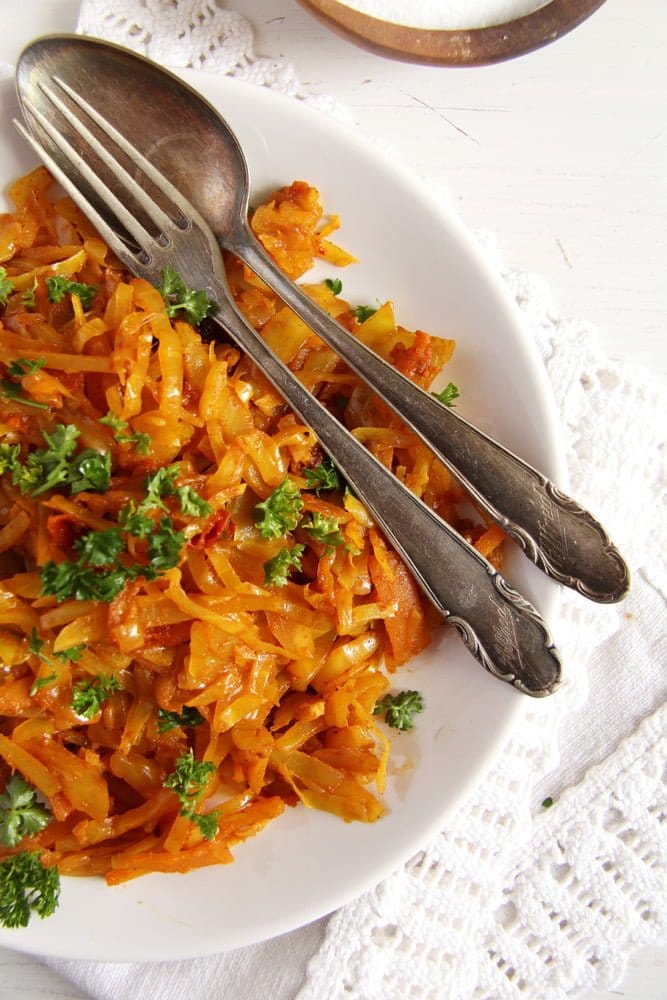 cabbage stew with turmeric and spices