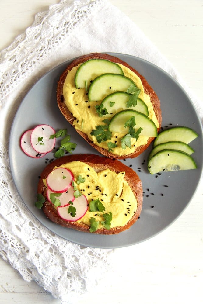 bread slices with turmeric hummus