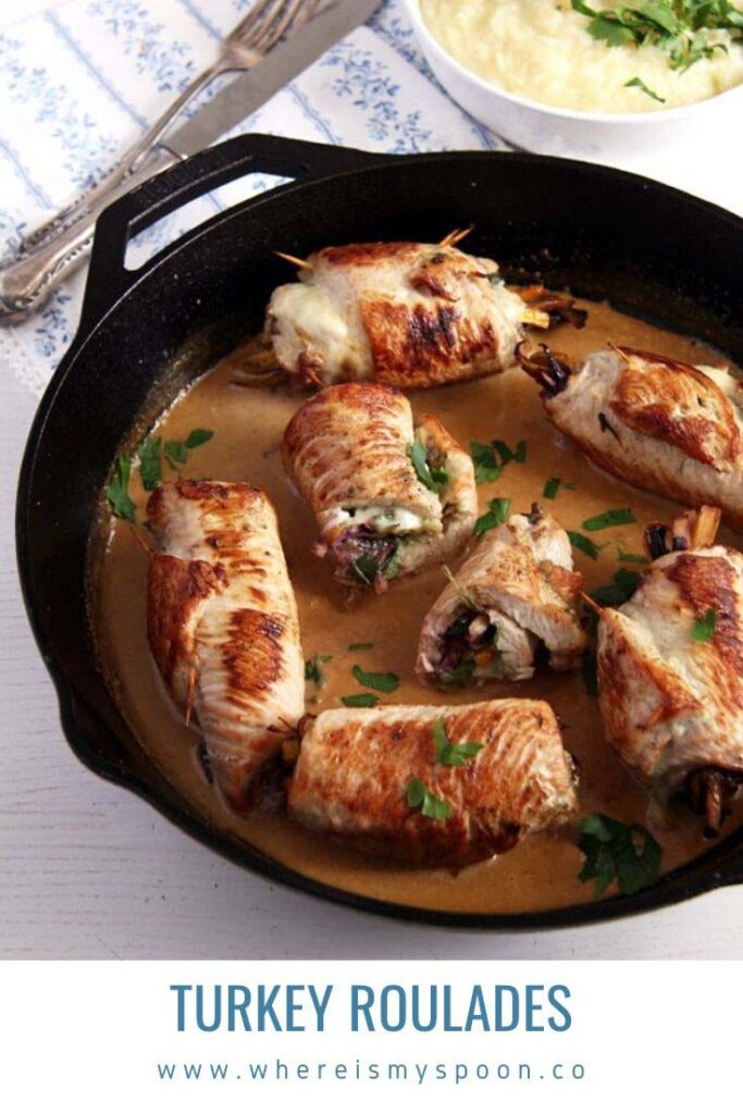 turkey roulades with white wine sauce