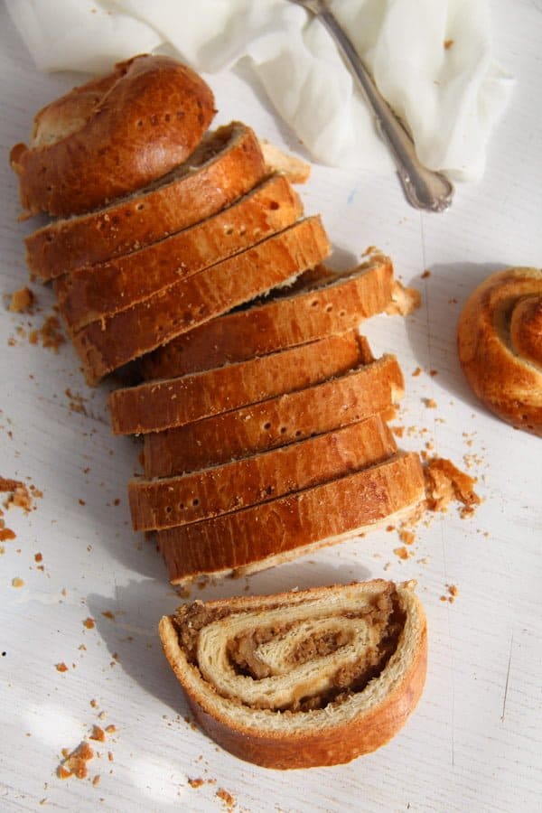 hungarian nut rolls beigli