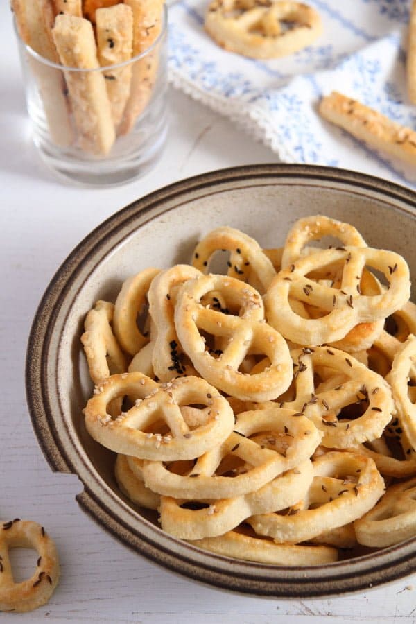 Romanian caraway pretzels with feta cheese in a bowl