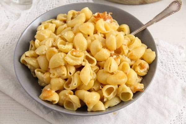 The Easiest Skillet Macaroni and Cheese – Romanian Recipe