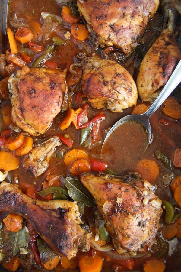 roasted chicken and vegetables with garlic