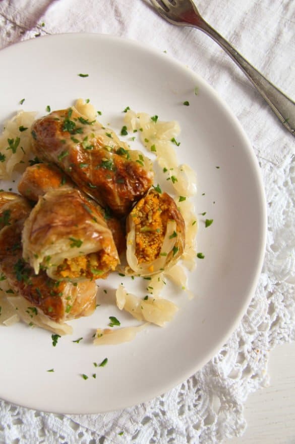 Vegan Stuffed Cabbage Rolls
