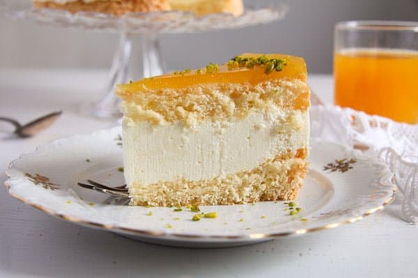 cheesecake with passion fruit juice