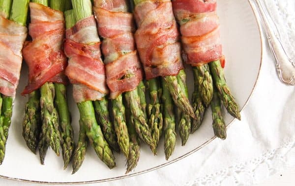 asparagus wrapped in bacon