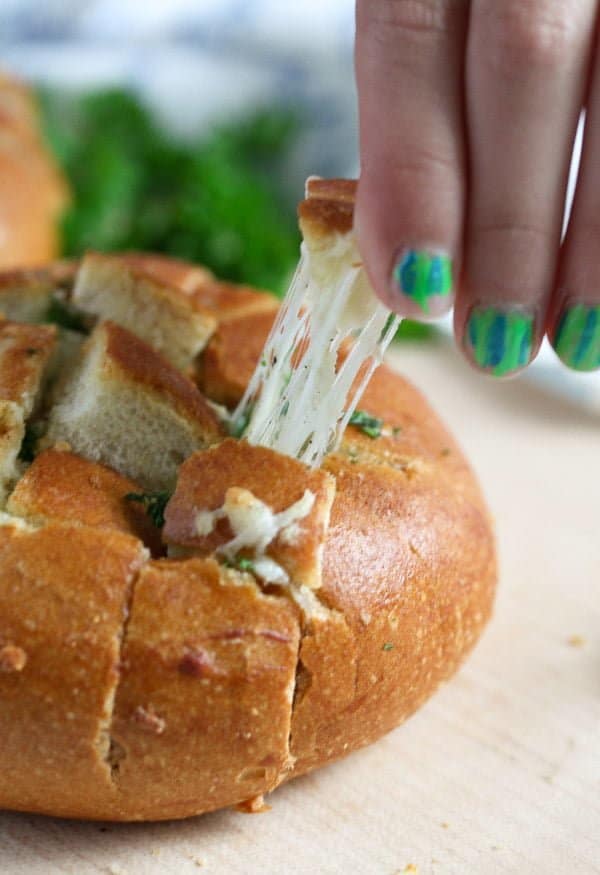 mozzarella pull apart bread rolls