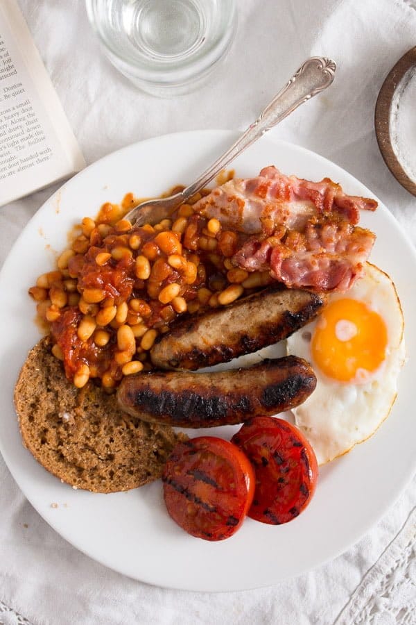 full english breakfast with baked beans