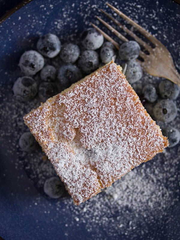 blueberry cake with sour cream