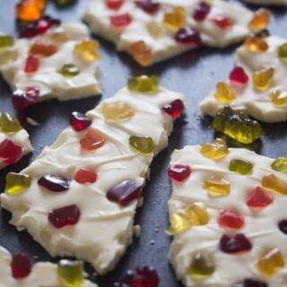 White Chocolate Bark Gummy Bears