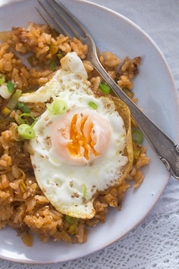 Gochujang Fried Rice with Eggs (Korean Bokkeumbap Recipe)