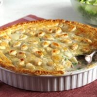 chicken and ham pie with puff pastry