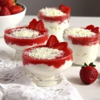 mascarpone dessert with strawberries