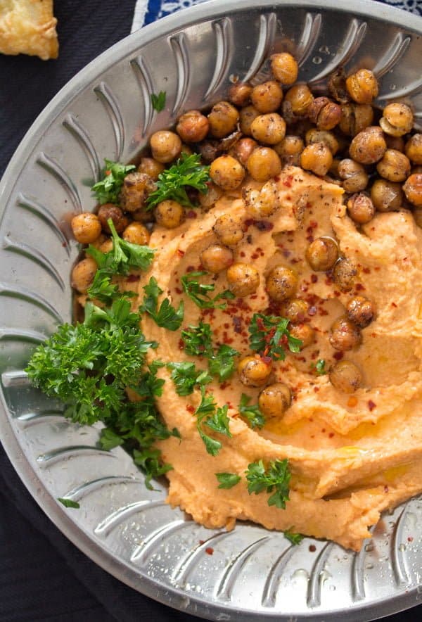 hummus with chickpeas and white beans