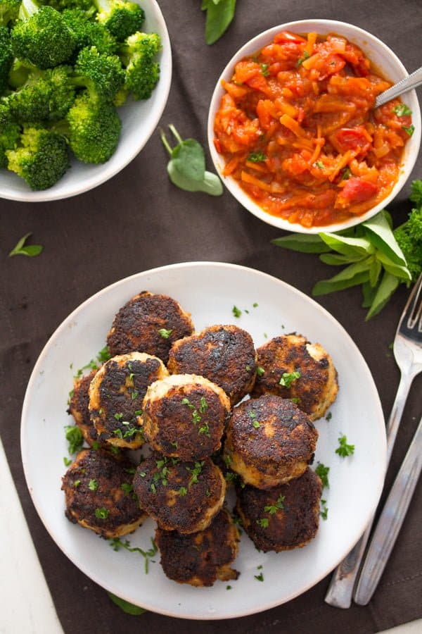 plate of low-carb turkey meatballs with broccoli