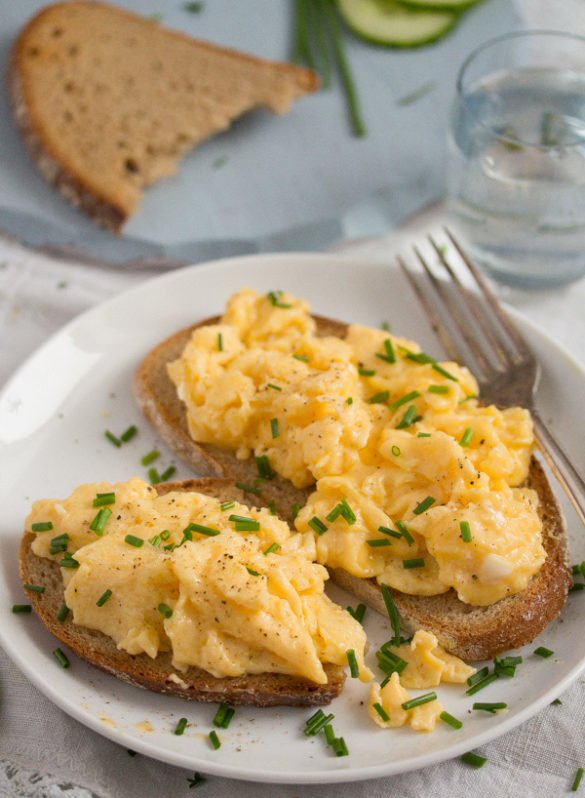 Scrambled Eggs on Toast - Where Is My Spoon