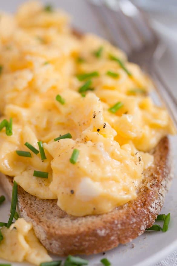 Scrambled Eggs on Toast - Where Is My Spoon