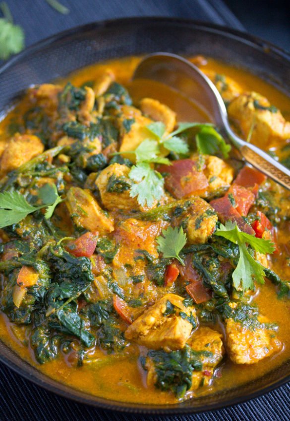 Spinach and Chicken Curry – Healthy Chicken Saag - Where Is My Spoon
