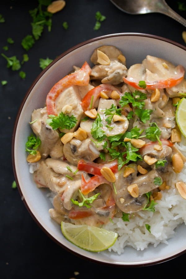 peanut butter chicken with mushrooms and peppers