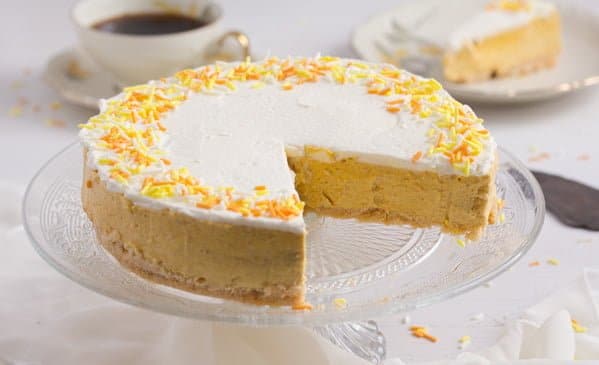 sliced no bake bake pumpkin cheesecake